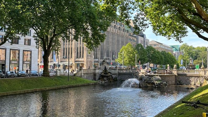 The Königsallee canal in Düsseldorf